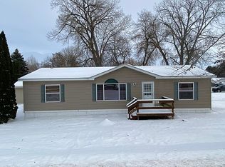 108 4th St, Hayti, SD 57241