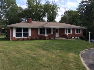 2013 Redwood Dr, Jefferson City, MO 65109