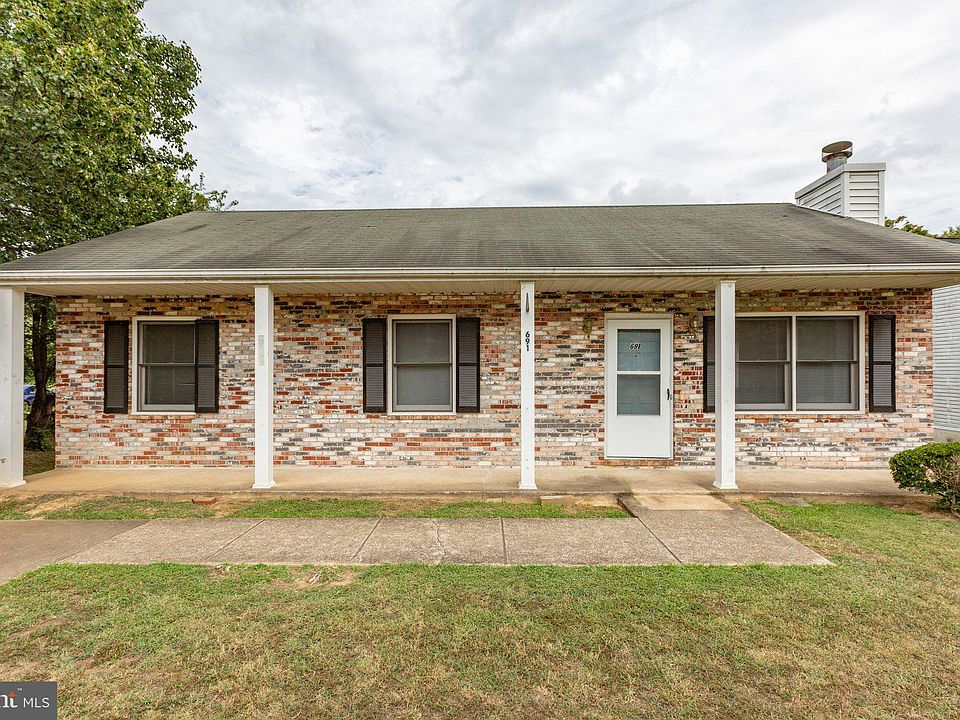 1st image of 691 Lavington Ct
