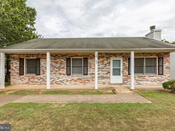 691 Lavington Ct, Fredericksburg, VA 22407