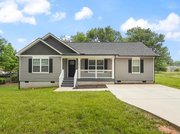 2675 Elmin St, Charlotte, NC 28208