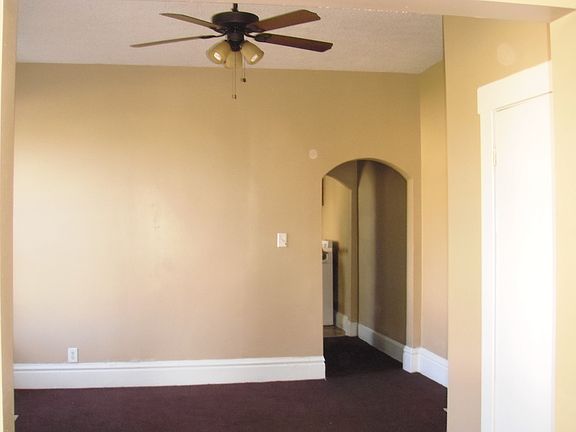 2nd image of 1172 E Rich St