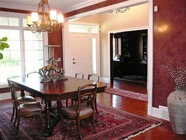 3rd image of 7493 Creek View Trl