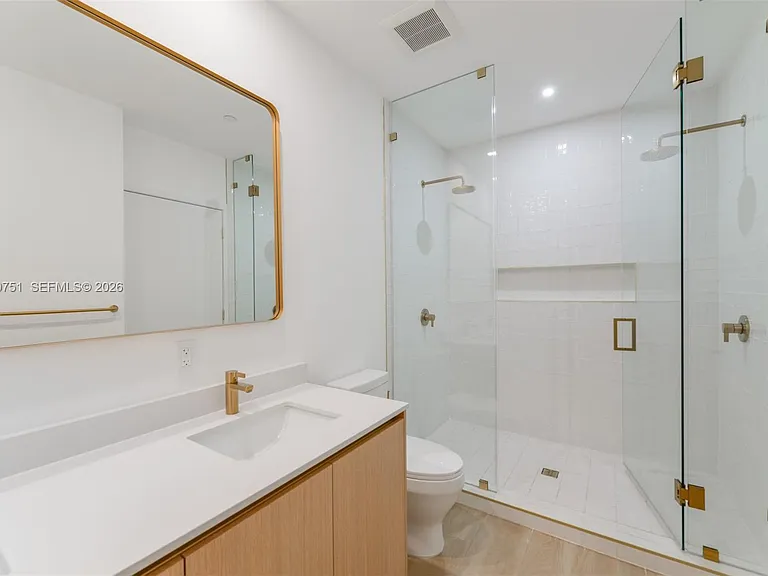 90 NE 32nd St #1108 — Photo 18