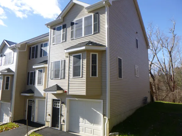 76 Upland St Unit F, Worcester, MA 01607
