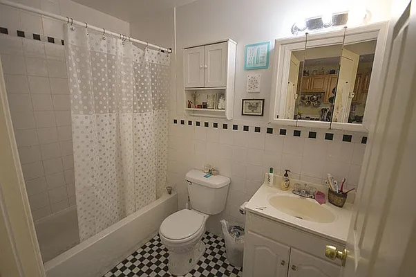 Rented by Level Group | media 35