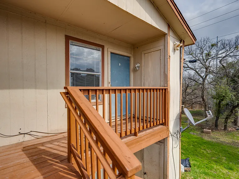 11907 Alpheus Ave — Photo 24