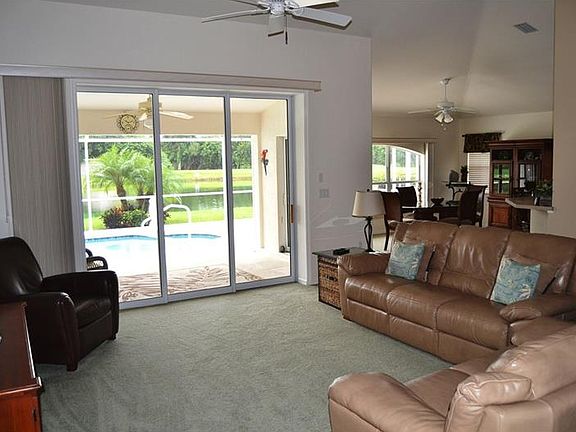 3rd image of 7114 S Lake Dr