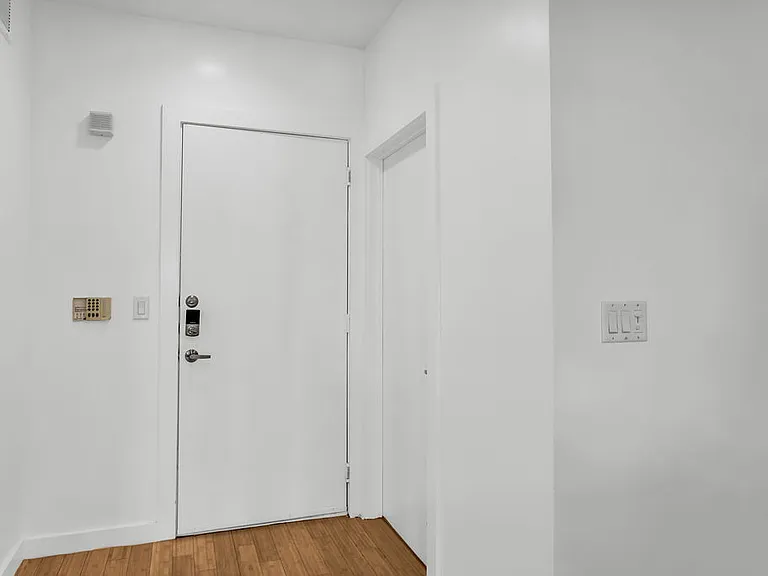 1111 S Akard St #304 — Photo 24