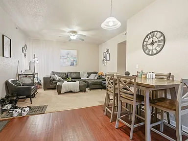 2215 College Street #3