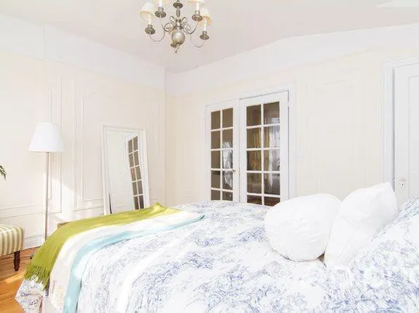 211 East 14th Street image 5 of 11