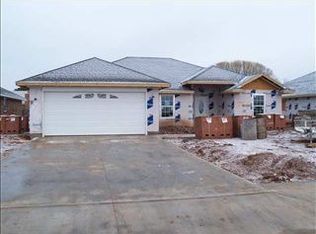 1744 Simmons St, Clovis, NM 88101