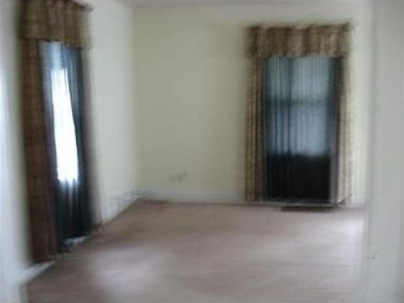 2nd image of 395 New Castle Ave
