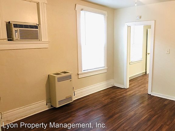 4th image of 2405 C St APT 1