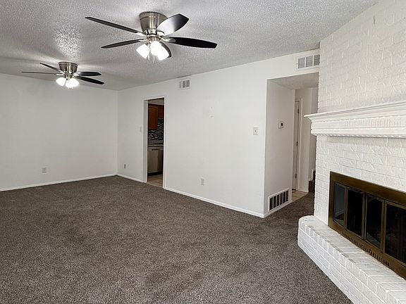 5th image of 4309 53rd St APT A