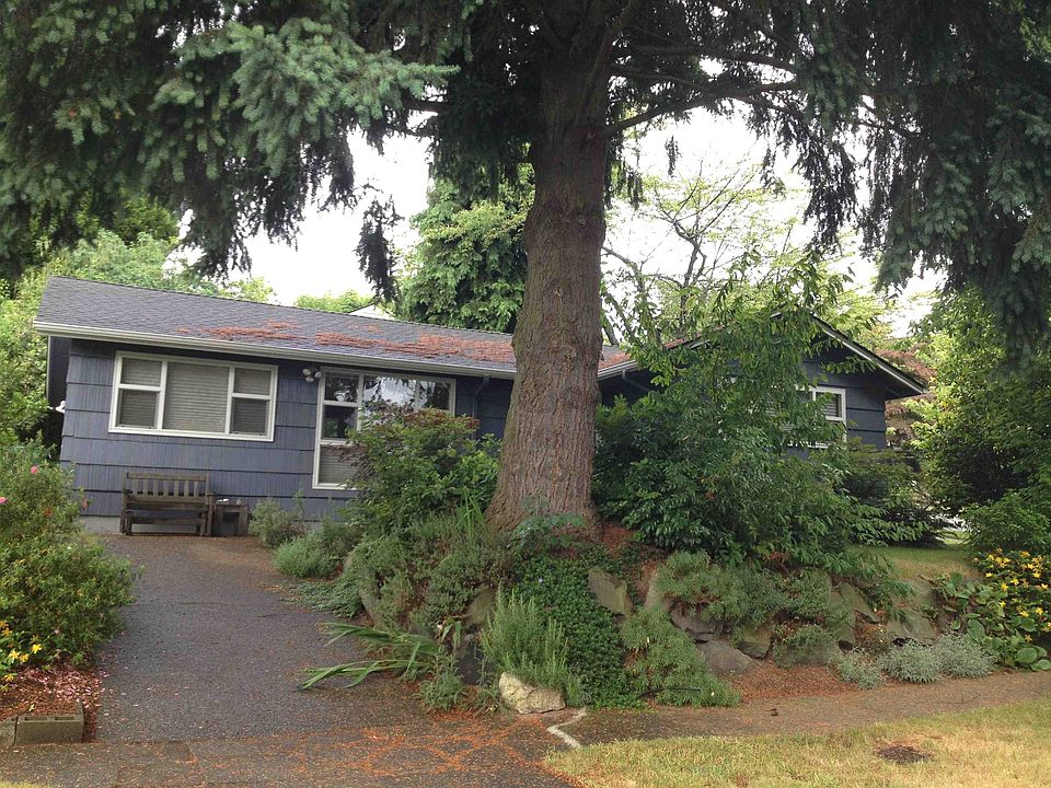 1st image of 7557 Ravenna Ave NE