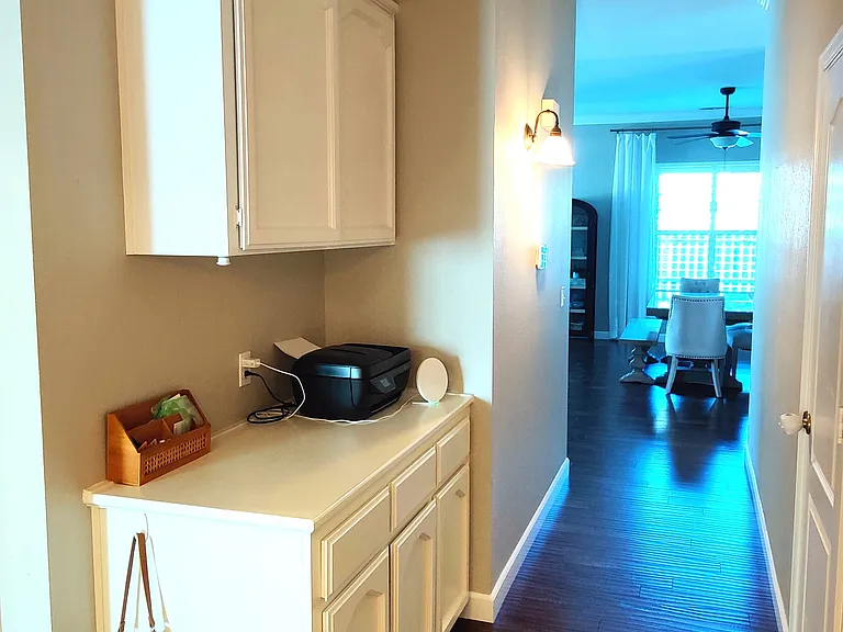 2076 Mesa Ave — Photo 16