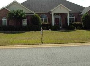 334 Ellicott Dr, Warner Robins, GA 31088