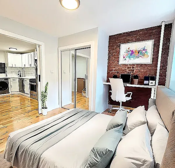 425 E 6th St #4B — Photo 8
