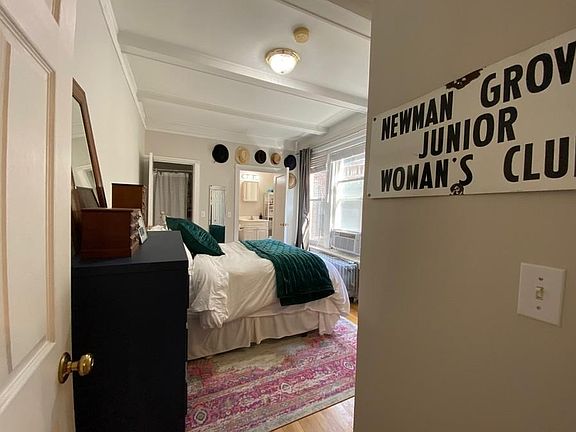 5th image of 4448 N Ashland Ave #302