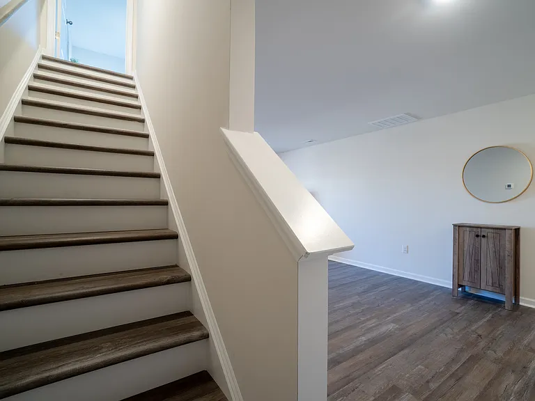 5011 Jayden Dr — Photo 5
