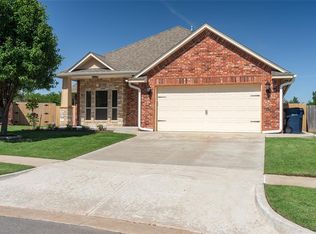 11809 Kimberlyn Rd, Oklahoma City, OK 73162