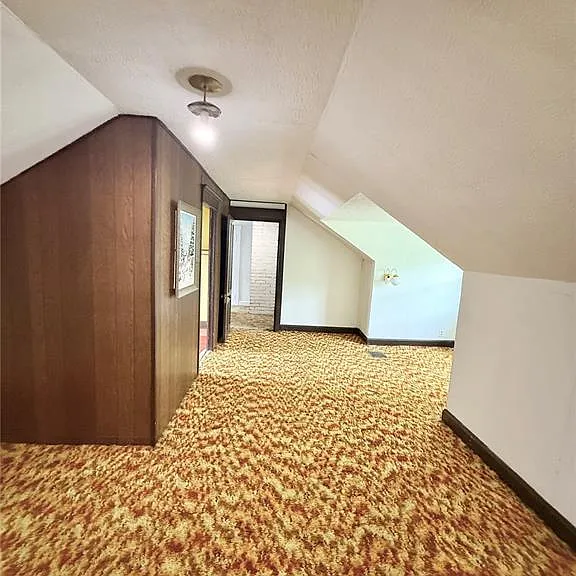 307 N Clinton St — Photo 24