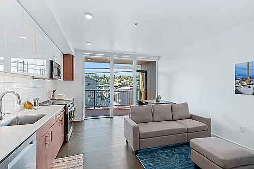 Flow Eastlake Apartments — Photo 58