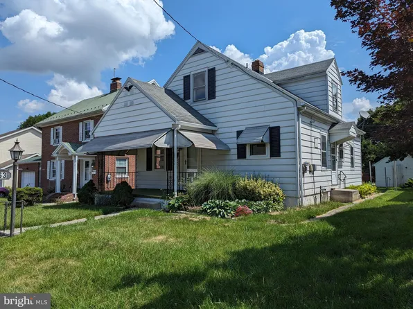 63 Prince St, Littlestown, PA 17340