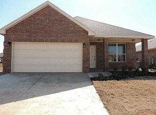 8216 NW 106th Cir, Oklahoma City, OK 73162