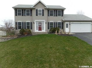 1140 Sweet Creek Cir, Webster, NY 14580