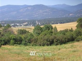 858 Vanasse Rd, Kettle Falls, WA 99141