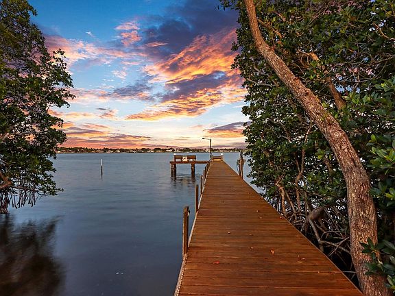 2nd image of 18808 Falcon Way