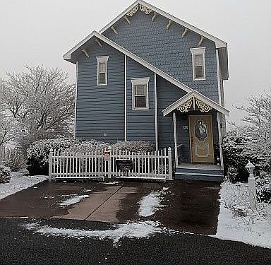 2nd image of 1386 Ski View Dr #103