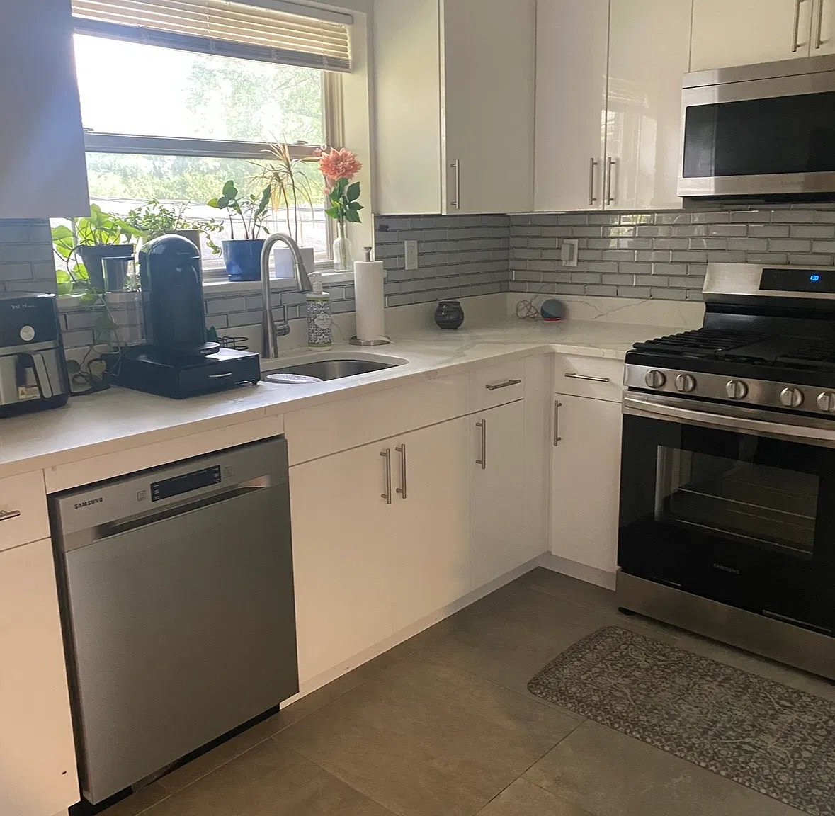 1 bed, $3,100 — Photo 3