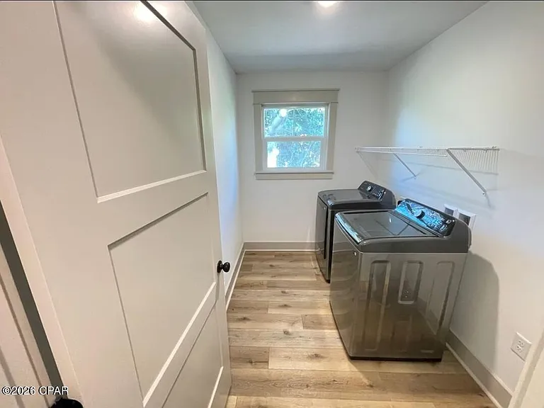 4640 Delwood Park Blvd — Photo 28