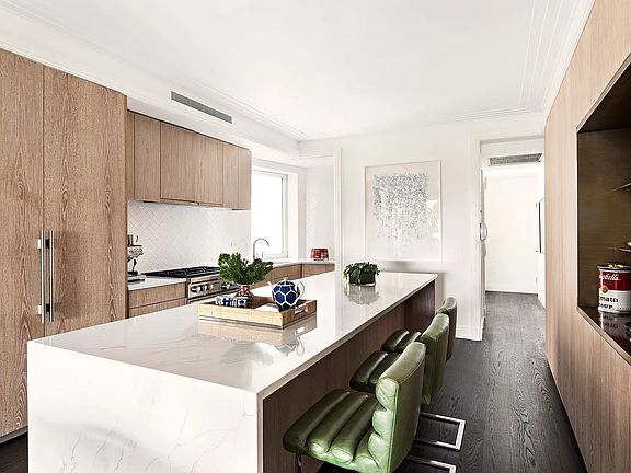 3rd image of 955 5th Ave APT 14A