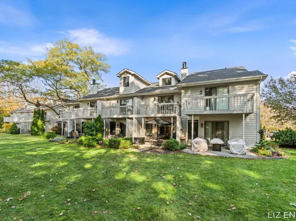 124 Elizabeth St #6, Saugatuck, MI 49453