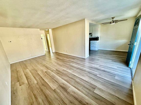 2nd image of 3819 Underwood Dr APT 4
