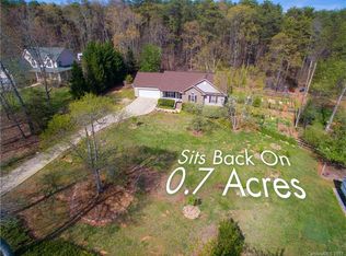 4000 Drake Ct, Denver, NC 28037