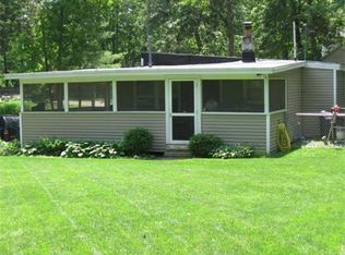 10 Cedar Rd, Groton, MA 01450