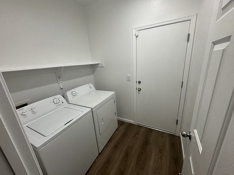 2924 Dotted Wren Ave — Photo 16