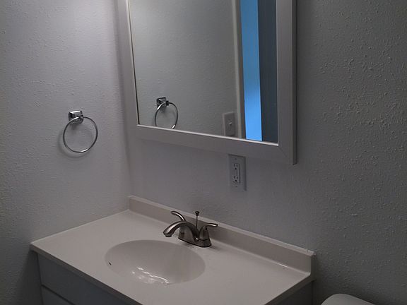 4th image of 646 Haven Pl #646