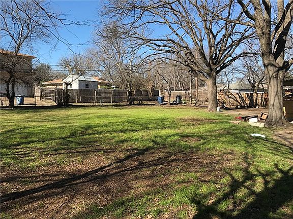 5th image of 8940 Jennie Lee Cir