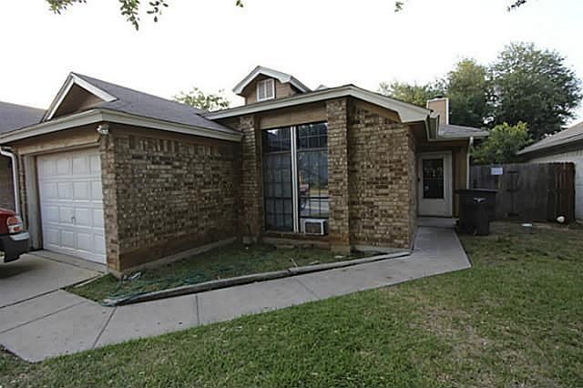 1st image of 1820 Woodhall Way