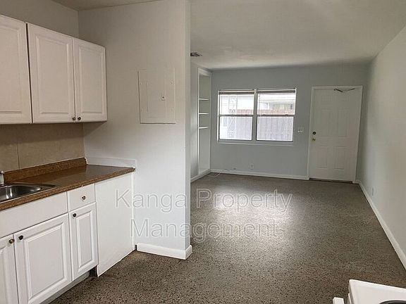 3rd image of 3714 Henry Ave