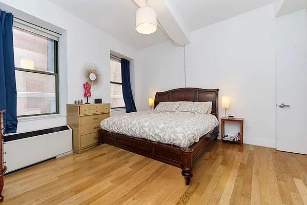 Rented by Keller Williams NYC | media 17