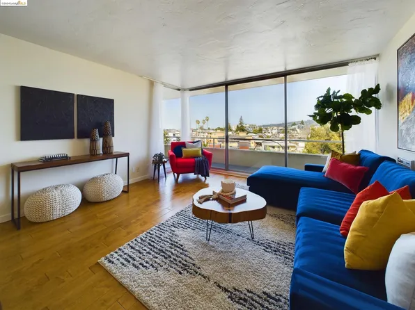 320 Lee St APT 804, Oakland, CA 94610