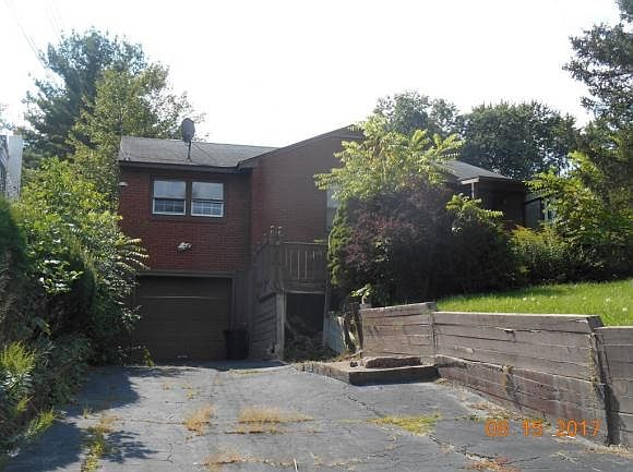 1st image of 725 Prescott Ave