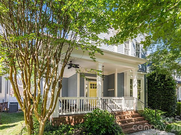 2nd image of 613 Bracket St #522